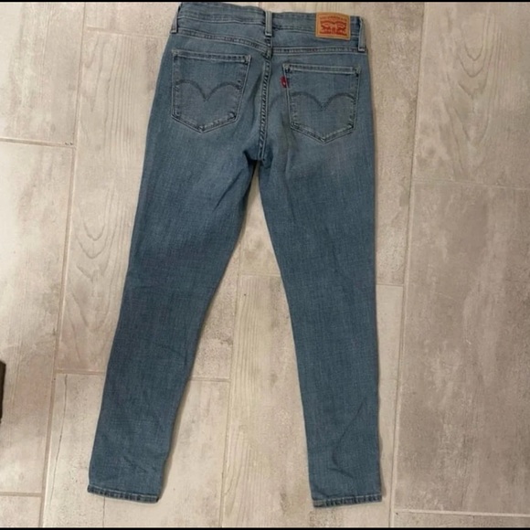 Levi Rhinestone Skinny Jeans Size 26 - Picture 7 of 10